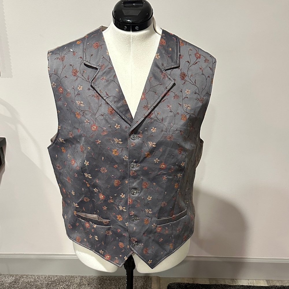 Elegant Floral Patterned Men's Vest